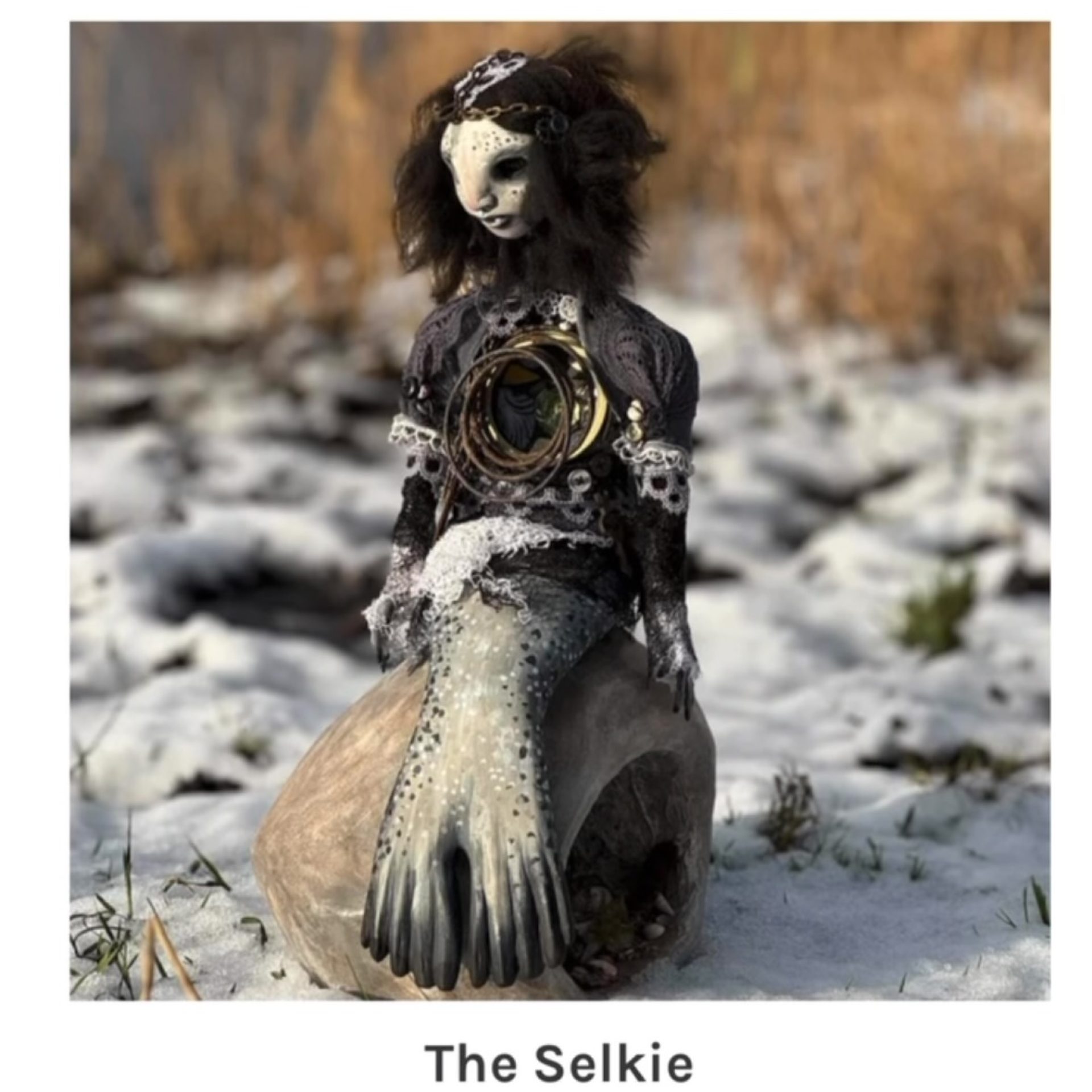 I am absolutely thrilled to have my work featured in the International Art Doll Registry 🙌 thank you so much @iadollregistry Check out all of the fantastic artists that they feature www.international-art-doll-registry.com
.
.
.
.
.
#flotsam_fables #flotsam_fables_art #iadr